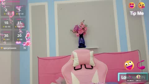 Snapshot of meganqueen2 chatting on February 26, 2025, 3:19 pm Megan Queen online show from February 26, 2025, 3:19 pm