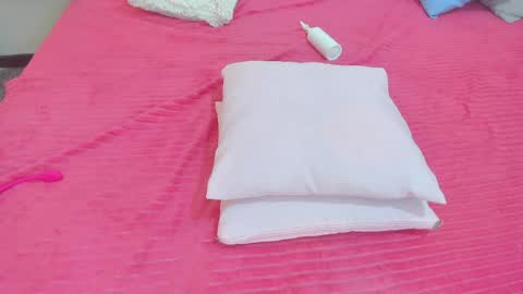 Megan Queen online show from April 1, 2026, 1:41 pm