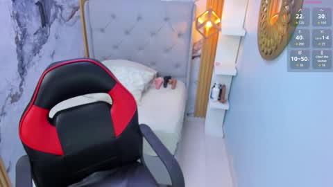 M E G A N  online show from November 26, 2025, 3:18 am