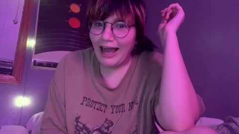 Megeggs online show from October 20, 2025, 4:24 am