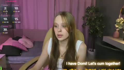 Snapshot of megg_ryan chatting on July 19, 2026, 9:24 am megg_ryan online show from July 19, 2026, 9:24 am