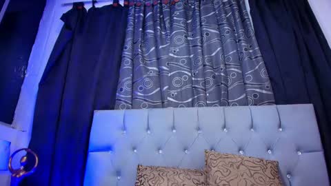 meggan online show from November 7, 2025, 4:34 am