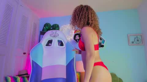 Snapshot of meggan_jade chatting on February 8, 2025, 4:57 am Meggan online show from February 8, 2025, 4:57 am