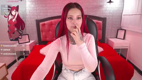 Snapshot of meghan_nill chatting on January 17, 2025, 6:15 am Meghan online show from January 17, 2025, 6:15 am