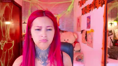 Snapshot of meghan_nill chatting on October 21, 2025, 2:56 am Meghan online show from October 21, 2025, 2:56 am