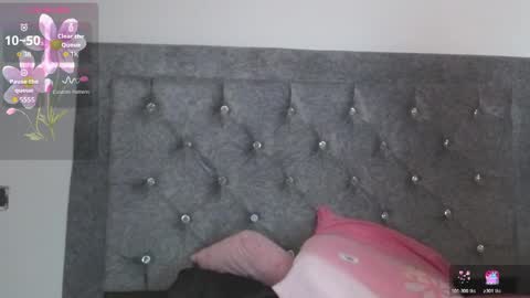 Meghan  online show from January 6, 2026, 7:39 pm