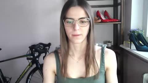 Megi online show from February 13, 2026, 2:46 pm