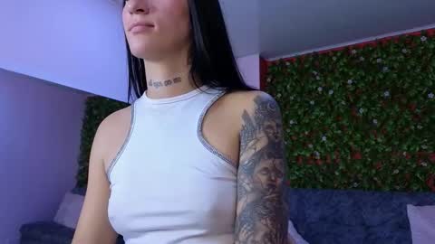 Mei online show from January 19, 2026, 1:42 am