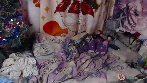 Snapshot of meidiandyuta chatting on January 3, 2025, 4:33 am Yuta and Meidi online show from January 3, 2025, 4:33 am