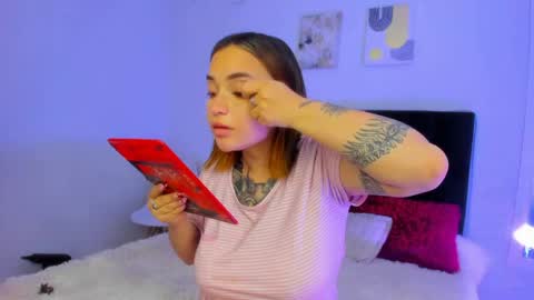 IG soymeily oficial  online show from April 28, 2026, 11:10 pm