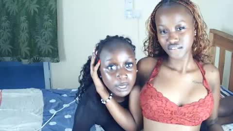 meiy_ashleiy online show from June 25, 2026, 3:27 pm