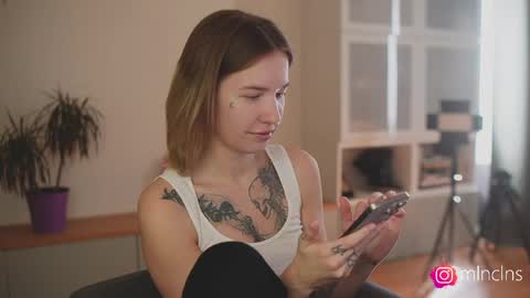 MELANIE  PVT ONLY 60TK PER MIN online show from April 21, 2026, 7:58 am