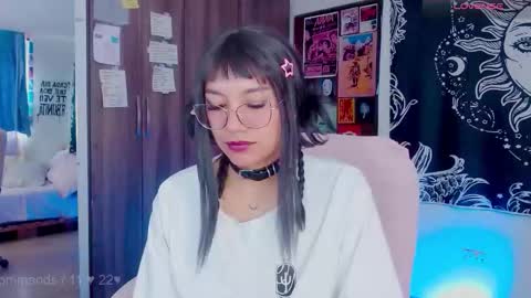 Melissa  -  -  Please help me to reach 100 thumbs up online show from September 24, 2025, 2:31 pm