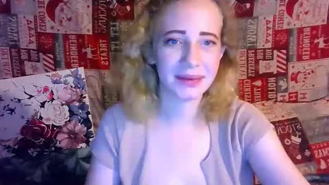 Snapshot of mel_mellie chatting on March 12, 2025, 11:54 pm Mel Mellie online show from March 12, 2025, 11:54 pm