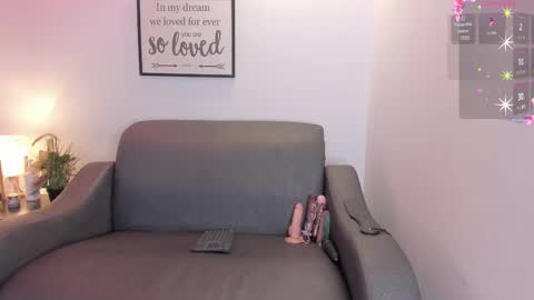 melan_owen online show from September 23, 2025, 10:40 am