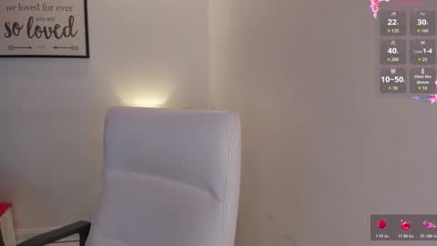 melan_owen online show from October 31, 2025, 11:11 am