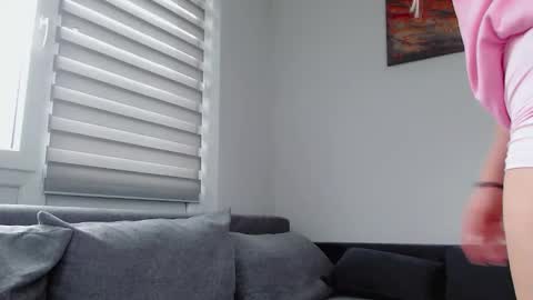 Melania online show from April 7, 2026, 10:15 am