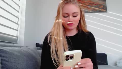 Melania online show from April 12, 2026, 3:06 pm