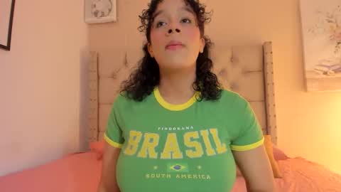 melania_xtreme online show from December 18, 2025, 2:39 am