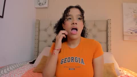 melania_xtreme online show from April 15, 2026, 3:24 am