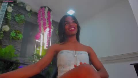 Snapshot of melanie_st4r chatting on April 25, 2026, 9:12 pm MELANIE online show from April 25, 2026, 9:12 pm