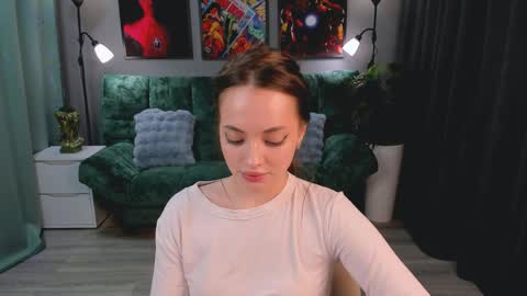 MelanieAlves online show from April 4, 2026, 2:36 pm