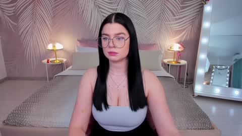 Melanie online show from January 16, 2025, 4:50 pm