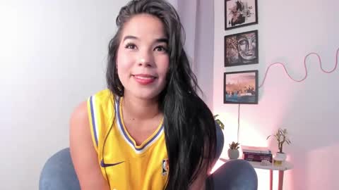 Snapshot of melaniegagner_ chatting on February 6, 2025, 12:54 am Melany online show from February 6, 2025, 12:54 am