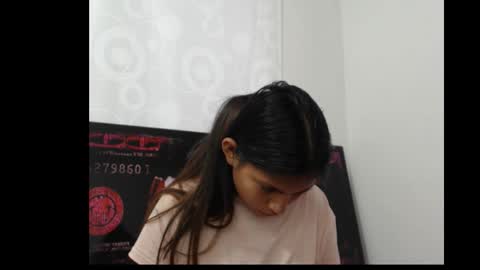 Snapshot of melaniegates06 chatting on October 10, 2025, 3:44 pm melaniegates06 online show from October 10, 2025, 3:44 pm