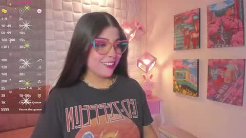 melaniegrayx online show from August 5, 2026, 2:09 pm