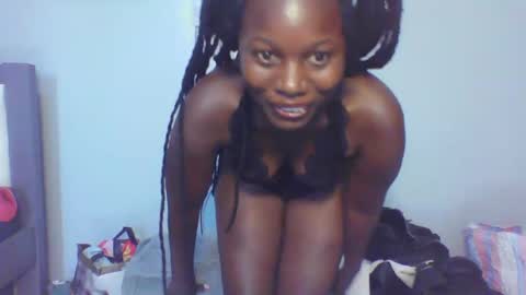 Snapshot of melanin_sassy96 chatting on January 10, 2025, 1:20 pm bad lil shawry online show from January 10, 2025, 1:20 pm