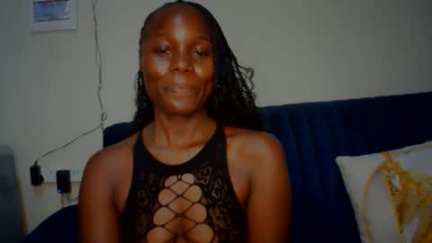 Snapshot of melanin_sassy96 chatting on December 1, 2025, 6:46 pm bad lil shawry online show from December 1, 2025, 6:46 pm