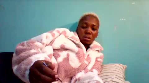 Snapshot of melaninndriping chatting on October 25, 2025, 1:24 am melaninndriping online show from October 25, 2025, 1:24 am
