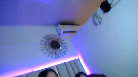 -- MELANNEE -- online show from October 2, 2025, 2:07 am