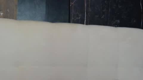 melanniebrown online show from November 9, 2025, 2:04 pm