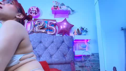 Snapshot of melannytaylor_1 chatting on January 2, 2025, 9:33 am Melanny taylor online show from January 2, 2025, 9:33 am