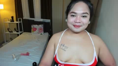 melayfoxx online show from May 12, 2026, 4:42 am