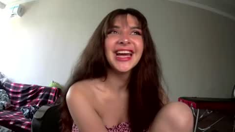 Snapshot of melena_caramel chatting on July 24, 2026, 5:38 am melena_caramel online show from July 24, 2026, 5:38 am