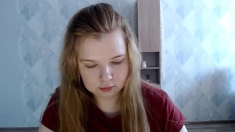 Snapshot of melina_beauty chatting on February 3, 2026, 8:30 am Melina online show from February 3, 2026, 8:30 am