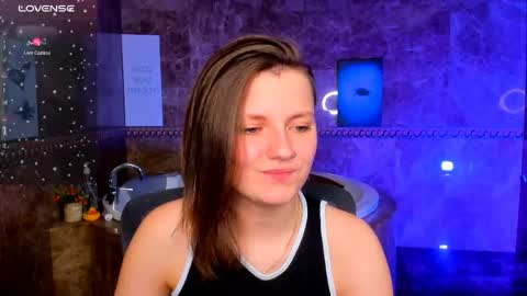 Snapshot of melindat chatting on June 3, 2026, 5:07 pm Melinda online show from June 3, 2026, 5:07 pm