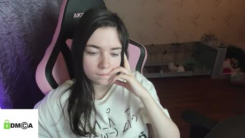 melisanilson online show from December 2, 2025, 1:33 am