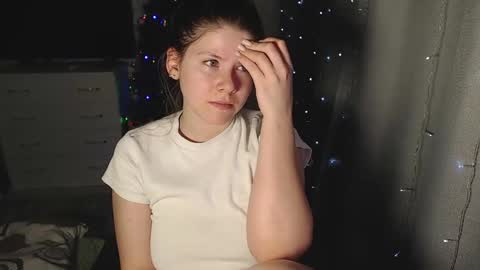 Melissa  Ray online show from January 16, 2025, 8:25 pm