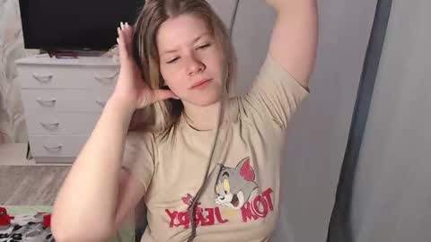 Melissa  Ray online show from February 21, 2025, 2:50 am