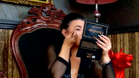 Melissa online show from November 3, 2025, 12:50 pm