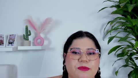 Melissa online show from February 2, 2025, 12:40 am