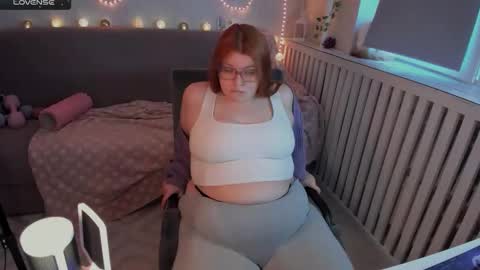 melissa_purr online show from November 17, 2025, 6:19 am