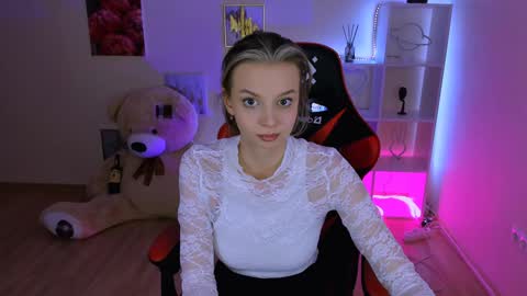 Snapshot of melissa_richardson chatting on January 22, 2025, 11:32 pm Melissa online show from January 22, 2025, 11:32 pm