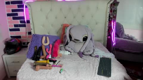 Snapshot of melissa_walker_ chatting on December 19, 2024, 11:39 am Meli online show from December 19, 2024, 11:39 am
