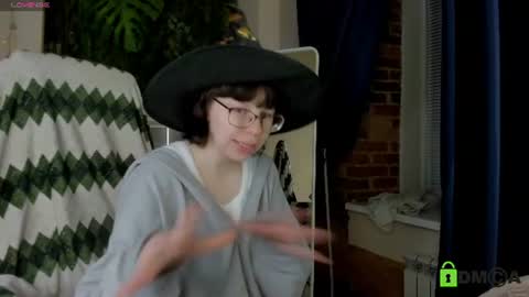 Snapshot of melissa_wells chatting on June 18, 2026, 12:00 am Melissa online show from June 18, 2026, 12:00 am