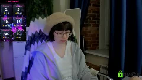 Snapshot of melissa_wells chatting on July 2, 2026, 11:00 pm Melissa online show from July 2, 2026, 11:00 pm